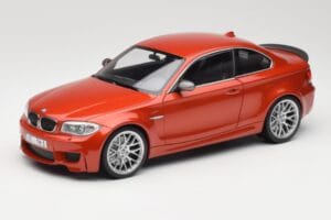 BMW 1M Coupe E82 Sakhir Orange Metallic Minichamps 1:18 110020020 Metalas