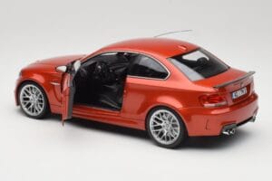 BMW 1M Coupe E82 Sakhir Orange Metallic Minichamps 1:18 110020020 Metalas - nuotrauka 5 iš 8