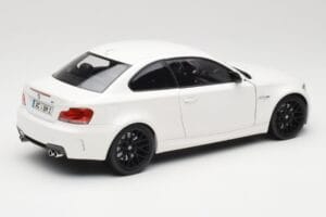 BMW 1M Coupe E82 Baltas Minichamps 1:18 110020022 Metalas - nuotrauka 3 iš 8