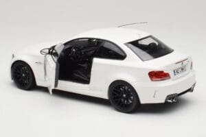 BMW 1M Coupe E82 Baltas Minichamps 1:18 110020022 Metalas - nuotrauka 5 iš 8