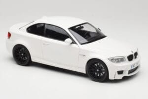 BMW 1M Coupe E82 Baltas Minichamps 1:18 110020022 Metalas - nuotrauka 6 iš 8