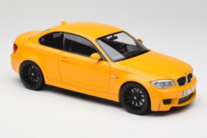 BMW 1M Coupe E82 Geltonas Minichamps 1:18 110020026 Metalas - nuotrauka 6 iš 8