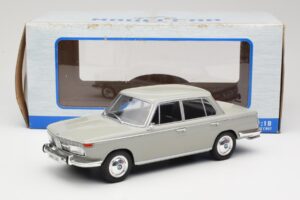 BMW 2000 TI Pilkas MCG 1:18 MCG18112 Metalas - nuotrauka 6 iš 6