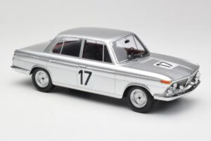 BMW 2000 Ti #17 J. Ickx / H. Hahne 24 Hours of Spa 1966 Winners Minichamps 1:18 107662517 Derva - nuotrauka 4 iš 6