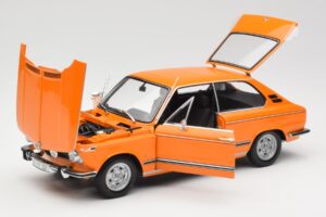 BMW 2000 Tii Touring Oranžinis Minichamps 1:18 80430145824 Metalas - nuotrauka 2 iš 8