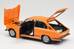BMW 2000 Tii Touring Oranžinis Minichamps 1:18 80430145824 Metalas - nuotrauka 5 iš 8