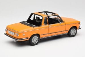 BMW 2002 E10 Kabrioletas Colorado Oranžinis AUTOart 1:18 80430300713 Metalas - nuotrauka 3 iš 8