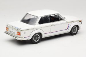 BMW 2002 Turbo E10 Baltas Anson 1:18 30393 Metalas - nuotrauka 3 iš 8