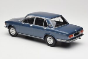 BMW 2500 E3 Blue Metallic Minichamps 1:18 155029200 Metalas - nuotrauka 5 iš 6