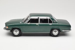 BMW 2500 E3 Green Metallic Minichamps 1:18 155029201 Metalas - nuotrauka 3 iš 6