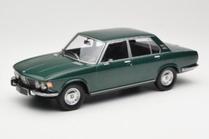 BMW 2500 E3 Green Metallic Minichamps 1:18 155029201 Metalas