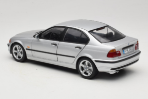 BMW 3 Series E46 Sidabrinis UT Models 1:18 80439421535 Metalas - nuotrauka 7 iš 8