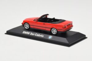 BMW 3 Series E30 Kabrioletas Raudonas Minichamps 1:43 80429421500 Metalas - nuotrauka 3 iš 4