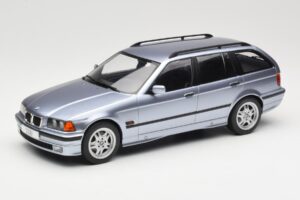 BMW 3 Series E36 Touring Blue Metallic MCG 1:18 MCG18365 Metalas