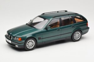 BMW 3 Series E36 Touring Green Metallic MCG 1:18 MCG18366 Metalas