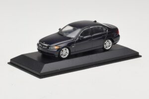 BMW 3 Series E90 Dark Blue Metallic Minichamps 1:43 80420392151-R Metalas - nuotrauka 3 iš 5