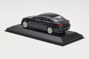 BMW 3 Series E90 Dark Blue Metallic Minichamps 1:43 80420392151-R Metalas - nuotrauka 4 iš 5