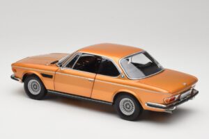 BMW 3.0 CSi E9 Gold Metallic Minichamps 1:18 180029027 Metalas - nuotrauka 7 iš 8