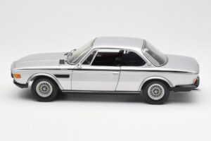 BMW 3.0 CSL E9 Sidabrinis Minichamps 1:18 180029020 Metalas - nuotrauka 4 iš 8