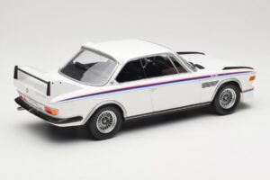 BMW 3.0 CSL E9 Baltas Minichamps 1:18 155028136 Metalas - nuotrauka 2 iš 6
