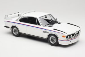 BMW 3.0 CSL E9 Baltas Minichamps 1:18 155028136 Metalas - nuotrauka 4 iš 6
