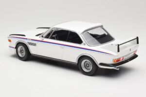 BMW 3.0 CSL E9 Baltas Minichamps 1:18 155028136 Metalas - nuotrauka 5 iš 6