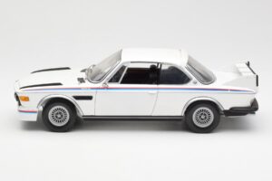 BMW 3.0 CSL E9 Su Spoilerių Komplektu Baltas Minichamps 1:18 180029021 Metalas - nuotrauka 4 iš 8