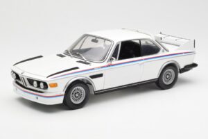 BMW 3.0 CSL E9 Su Spoilerių Komplektu Baltas Minichamps 1:18 180029021 Metalas
