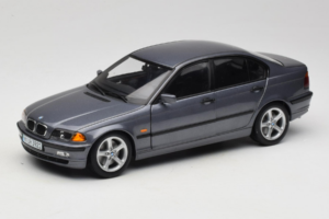 BMW 318i E46 Grey Metallic Prekybos Atstovų Leidimas UT Models 1:18 80430028459 Metalas