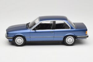 BMW 323i E30 Blue Metallic Minichamps 1:18 155026002 Metalas - nuotrauka 3 iš 6
