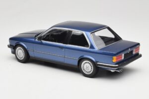 BMW 323i E30 Blue Metallic Minichamps 1:18 155026002 Metalas - nuotrauka 5 iš 6