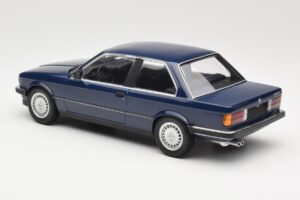 BMW 323i E30 Saturn Blue Minichamps 1:18 155026009 Metalas - nuotrauka 5 iš 6
