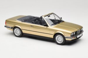 BMW 325i E30 Kabrioletas Smėlio MCG 1:18 MCG18544 Metalas - nuotrauka 4 iš 6