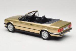 BMW 325i E30 Kabrioletas Smėlio MCG 1:18 MCG18544 Metalas - nuotrauka 5 iš 6