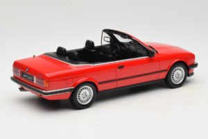 BMW 325i E30 Kabrioletas Ryškiai Raudonas Otto 1:18 OT1194 Derva - nuotrauka 2 iš 6