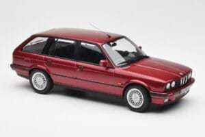 BMW 325i E30 Touring Raudonas Metallic Norev 1:18 183218 Metalas - nuotrauka 4 iš 6