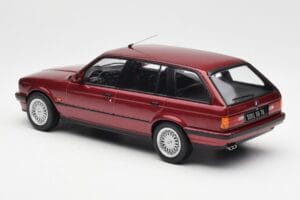 BMW 325i E30 Touring Raudonas Metallic Norev 1:18 183218 Metalas - nuotrauka 5 iš 6