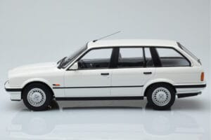 BMW 325i E30 Touring Baltas Riboto Leidimo Norev 1:18 183217 Metalas - nuotrauka 3 iš 6