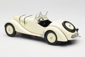 BMW 328 Roadster Baltas Minichamps 1:18 80432411548 Metalas - nuotrauka 5 iš 6