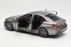 BMW 330i G20 Sidabrinis Norev 1:18 183275 Metalas - nuotrauka 5 iš 8