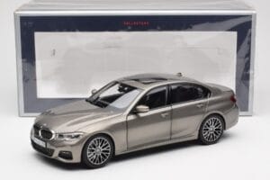 BMW 330i G20 Sidabrinis Norev 1:18 183275 Metalas - nuotrauka 8 iš 8