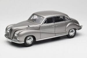 BMW 502 2.6 Luxus Silver Beige Metallic AUTOart 1:18 70591 Metalas