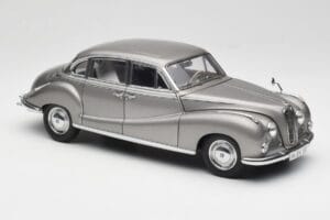 BMW 502 2.6 Luxus Silver Beige Metallic AUTOart 1:18 70591 Metalas - nuotrauka 6 iš 8