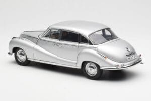 BMW 502 2.6 Luxus Super Sidabrinis AUTOart 1:18 70593 Metalas - nuotrauka 7 iš 8