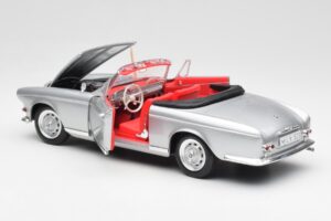 BMW 503 Sidabrinis Revell 1:18 18787 Metalas - nuotrauka 5 iš 8