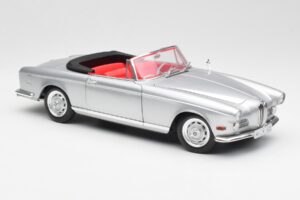BMW 503 Sidabrinis Revell 1:18 18787 Metalas - nuotrauka 6 iš 8