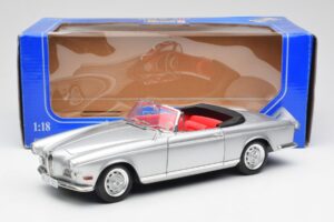 BMW 503 Sidabrinis Revell 1:18 18787 Metalas - nuotrauka 8 iš 8