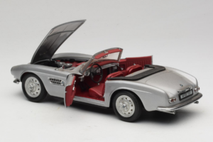 BMW 507 Kabrioletas Sidabrinis Revell 1:18 8829 Metalas - nuotrauka 5 iš 8