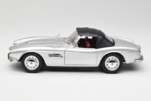 BMW 507 Sidabrinis Revell 1:18 9034 Metalas - nuotrauka 4 iš 8