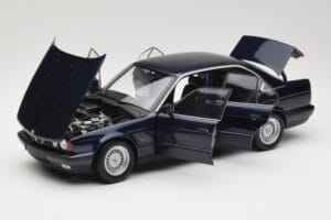 BMW 535i E34 Blue Metallic Minichamps 1:18 100024004 Metalas - nuotrauka 2 iš 8